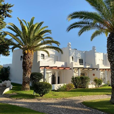 Superb Beach Townhouse At Vila Gaivota Resort Ferragudo Exterior photo