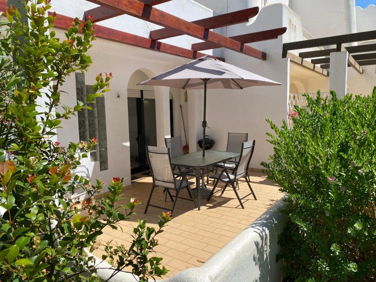 Superb Beach Townhouse At Vila Gaivota Resort Ferragudo Exterior photo